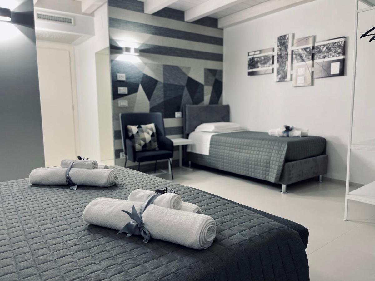 Residence Old Stories Barile Bagian luar foto